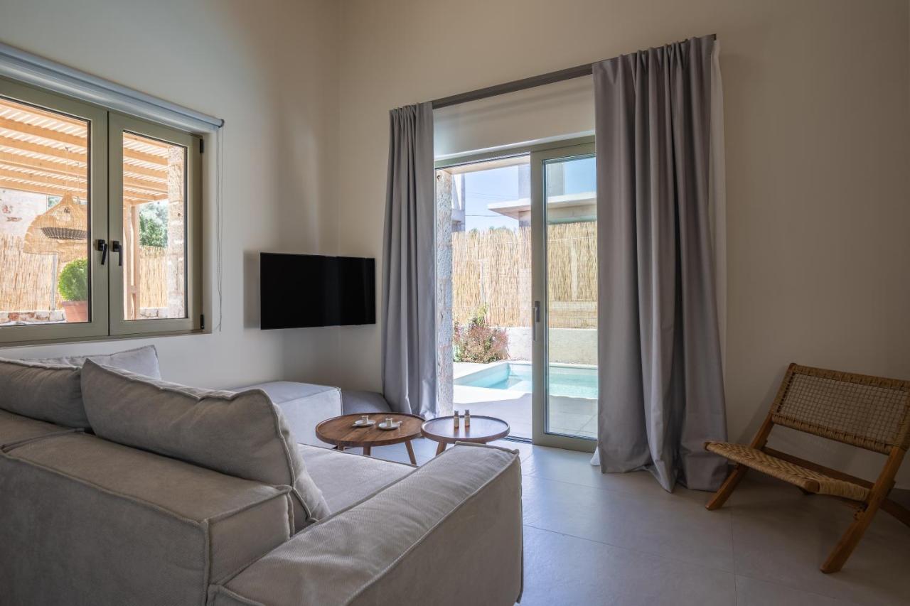 Papadria Villas - Modern Luxury Villas Near Kathisma Beach Tsoukaládhes Eksteriør billede